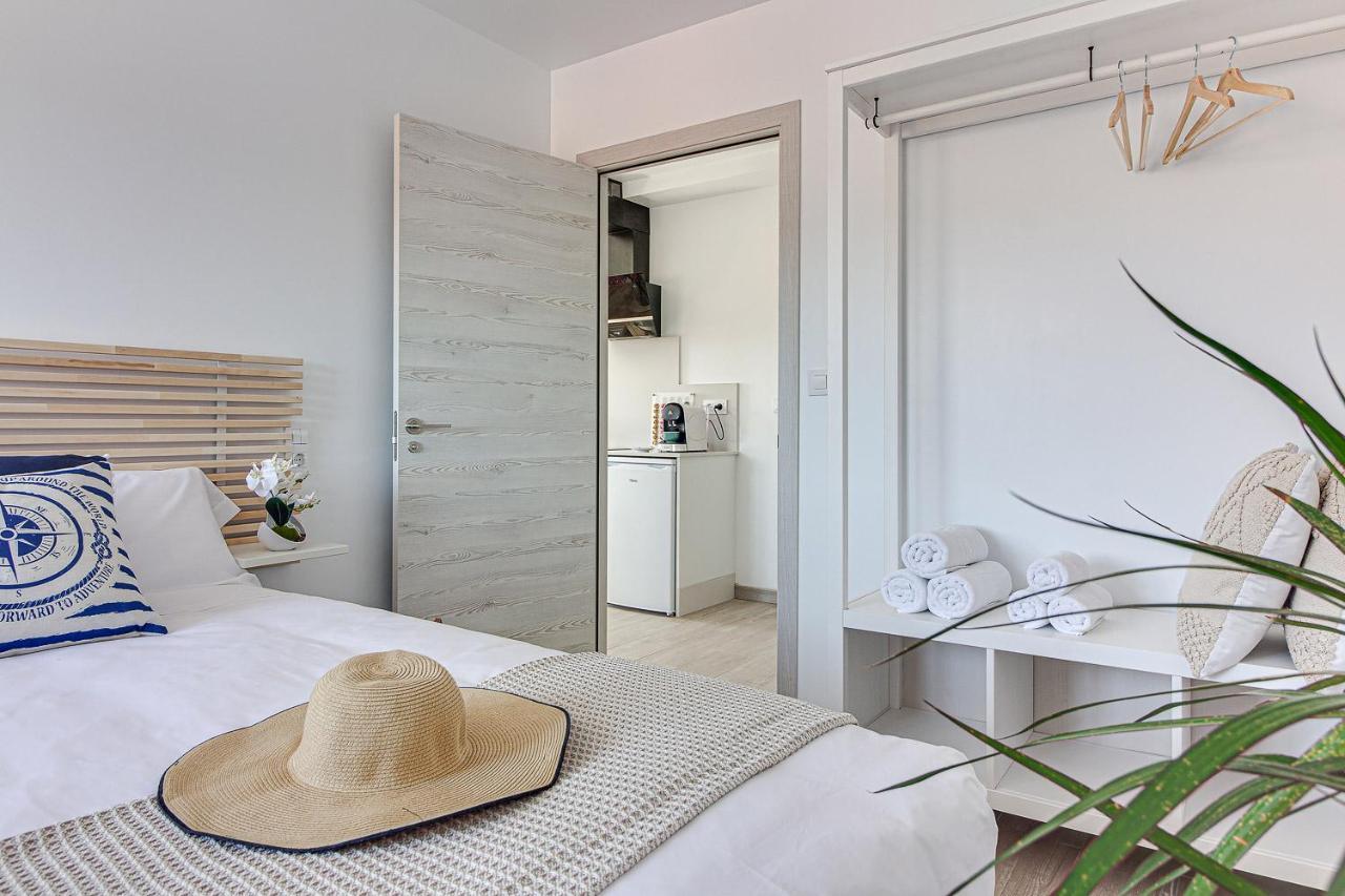 Apartamentos Playa De Finisterre Eksteriør bilde
