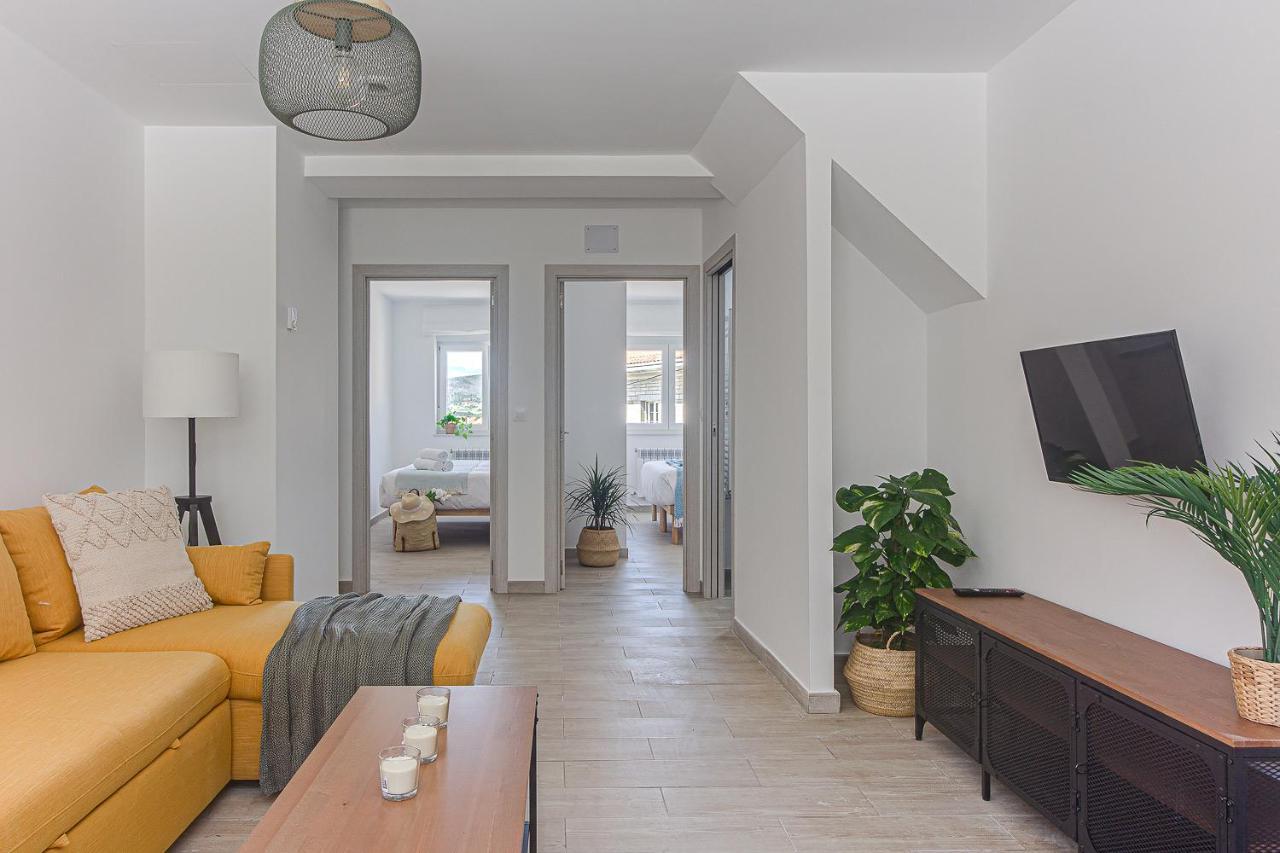 Apartamentos Playa De Finisterre Eksteriør bilde